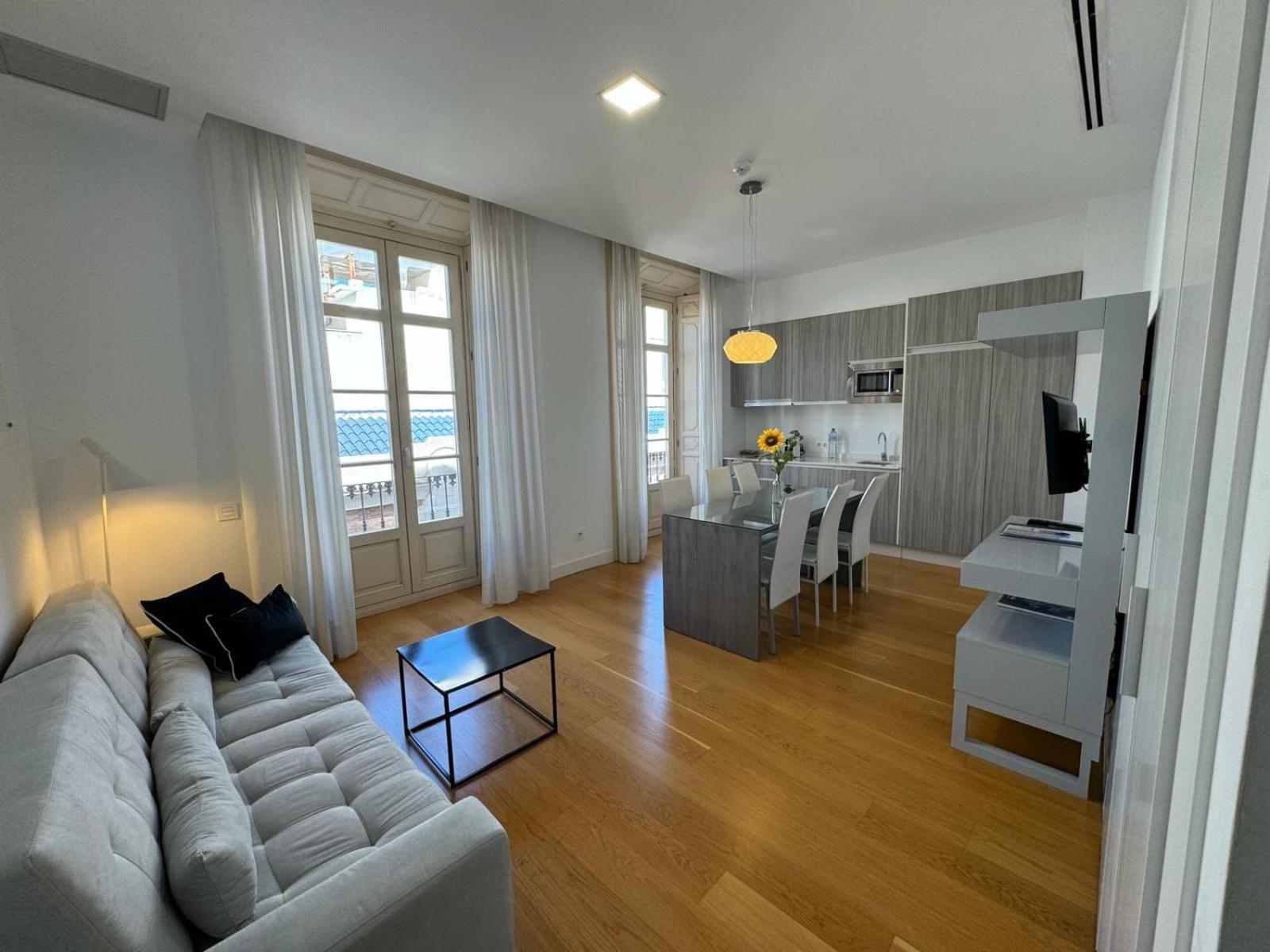 Echegaray Premium Cathedral 2 Apartment Malaga Luaran gambar
